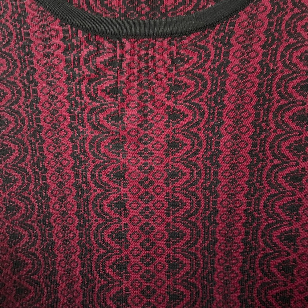 Ladies preloved dress - Picture 2 of 8